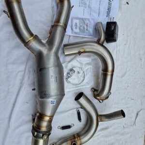 Echappement Akrapovic E-B12H1SS BMW R1250GS