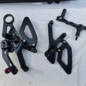 Commande Reculée RIZOMA pour BMW S1000RR