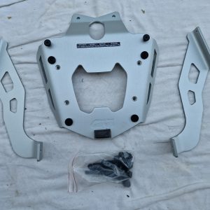 Support Top case Aluminium GIVI pour BMW F800R