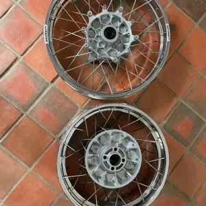 Roues reconditionnées d'origine  sablage et chromage neuf BMW R1200C