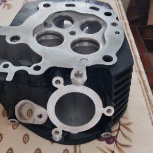 Culasse droite noire BMW R1200GS - R1200GSA - R1200R - R1200RT - RNINET