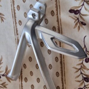 Support repose-pied arrière droit BMW R1200GS - R1200GSA - R1250GS - R1200GSA