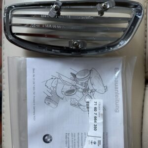 Grille Chromée d'admission coté droit BMW R1200C