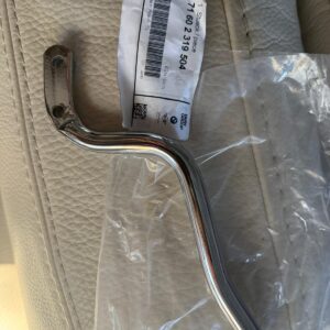 Support inférieur de pare brise coté gauche BMW R1200C