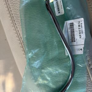 Support supérieur droit de pare brise BMW R1200C