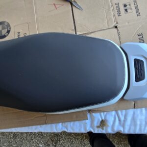 Jeu selle Rallye avec plaque porte-bag. R1200GS/GSA