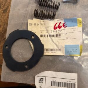 Jeu plaqu.de fixat.avec ressorts d'embr. F750GS - F850GS/GSA