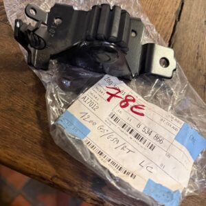 Support fixation de reservoir droit R1200GSA - R1250GSA - R1200RT - R1250RT