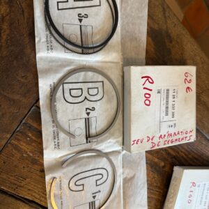 JEU DE REPARATION SEGMENTS R100